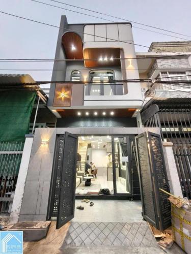 nhà 1 trệt 1 lầu gần đại học y, diện tích 4,1 x 16,15 = 67㎡. 3 phòng ngủ full nội thất