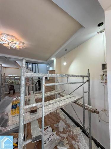  NHÀ 1 TRỆT 1 LẦU HẺM 7 BỜ KÈ BÀ BỘ ĐƯỜNG NGUYỄN VĂN LINH  - GẦN TRƯỜNG ĐH Y DƯỢC  
