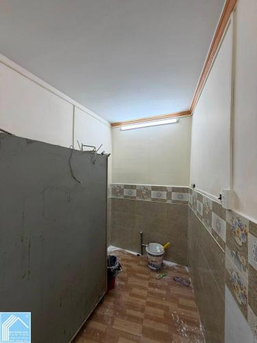  NHÀ 1 TRỆT 1 LẦU HẺM 7 BỜ KÈ BÀ BỘ ĐƯỜNG NGUYỄN VĂN LINH  - GẦN TRƯỜNG ĐH Y DƯỢC  
