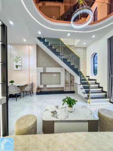    NHÀ 1 TRỆT 1 LẦU XÂY MỚI FULL NỘI THẤT - TRỤC CHÍNH HẺM 147 (LIÊN TỔ 12-20) ĐƯỜNG NGUYỄN VĂN CỪ 