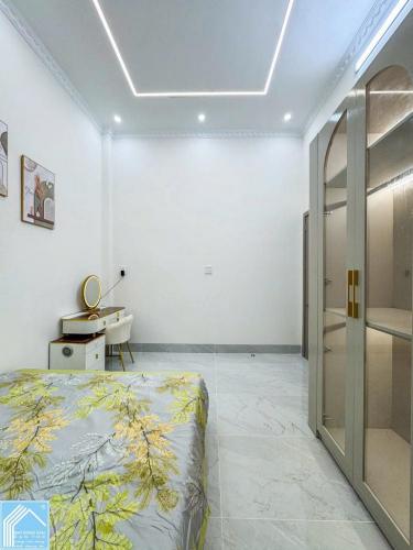    NHÀ 1 TRỆT 1 LẦU XÂY MỚI FULL NỘI THẤT - TRỤC CHÍNH HẺM 147 (LIÊN TỔ 12-20) ĐƯỜNG NGUYỄN VĂN CỪ 