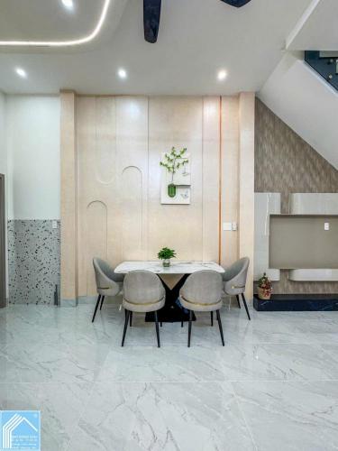 NHÀ 1 TRỆT 1 LẦU XÂY MỚI FULL NỘI THẤT - TRỤC CHÍNH HẺM 147 (LIÊN TỔ 12-20) ĐƯỜNG NGUYỄN VĂN CỪ