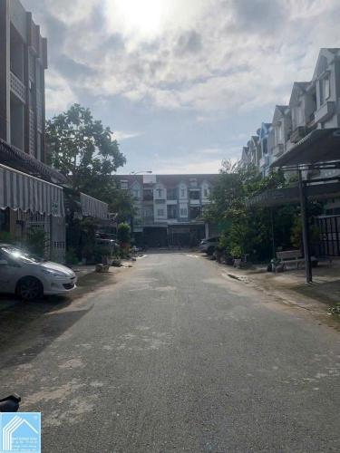 NHÀ 1 TRỆT 2 LẦU - ĐỊA CHỈ TẠI W32 ĐƯỜNG SỐ 9, KDC CTY 8, Phường Hưng Phú, TP, Cần Thơ