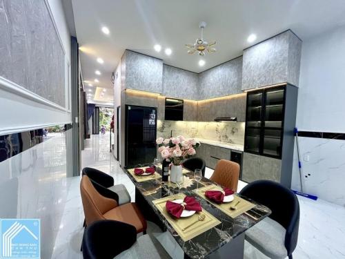 Nhà 1 Trệt 2 Lầu đường B1 KDC 91 - Cách Nguyễn Hiền 50m - Cách Nguyễn Văn Linh 100m