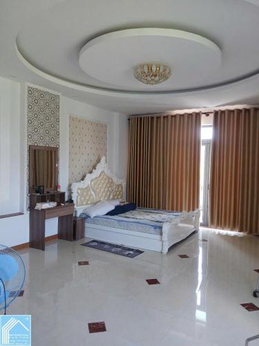 NHÀ 1 TRỆT 2 LẦU ĐƯỜNG D4 KDC HỒNG LOAN - giá rẻ nhất khu 