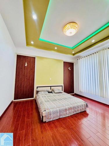 Nhà 1 Trệt 2 Lầu đường D6 KDC Hồng Loan