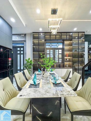 Nhà 1 trệt 2 lầu đường D6 khu dân cư Hồng Loan 