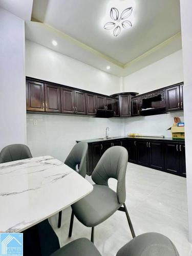 Nhà 1 Trệt 2 Lầu đường số 23 KDC Thới Nhựt 1, P.Tân An, TP.Cần Thơ