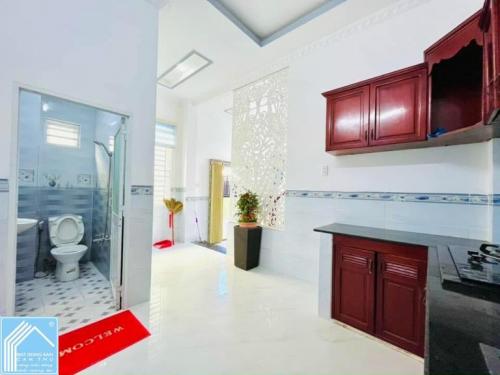 Nhà 1 Trệt 2 Lầu Góc 2 Mặt tiền Trục chính hẻm 115 CMT8, Q.Bình Thuỷ, Cần Thơ