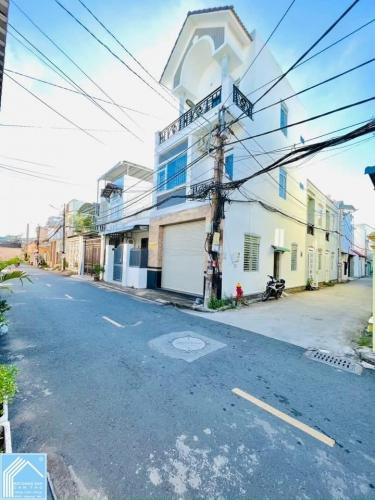 Nhà 1 Trệt 2 Lầu Góc 2 Mặt tiền Trục chính hẻm 115 CMT8, Q.Bình Thuỷ, Cần Thơ Nhà 1 Trệt 2 Lầu Góc 2 Mặt tiền Trục chính hẻm 115 CMT8, Q.Bình Thuỷ, Cần Thơ