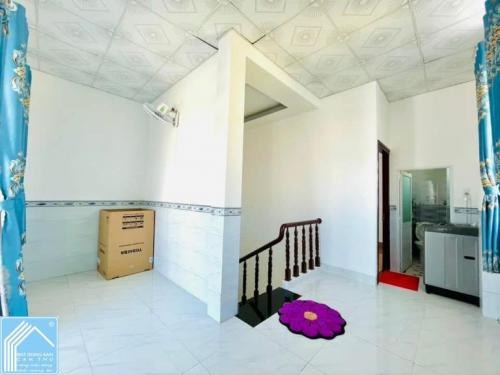 Nhà 1 Trệt 2 Lầu Góc 2 Mặt tiền Trục chính hẻm 115 CMT8, Q.Bình Thuỷ, Cần Thơ