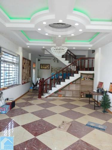 NHÀ 1 TRỆT 2 LẦU HOÀN CÔNG - 2 HẺM KĨ THUẬT- ĐẦU ĐƯỜNG D4 KDC HỒNG LOAN VỊ TRÍ ĐẸP GIÁ 4 TỶ XXX 