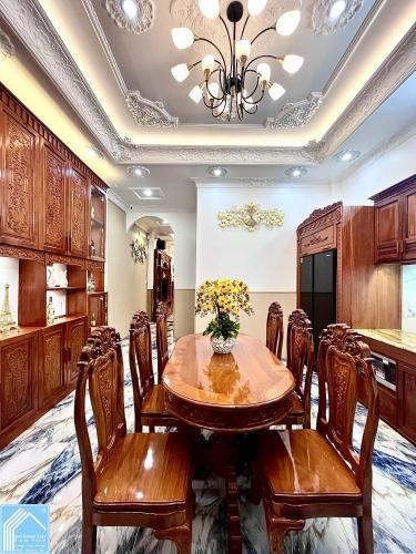 Nhà 1 Trệt 2 Lầu Mặt tiền đường Nguyễn Hiền KDC 91B - Trục thông NV Linh & Trần Hoàng Na