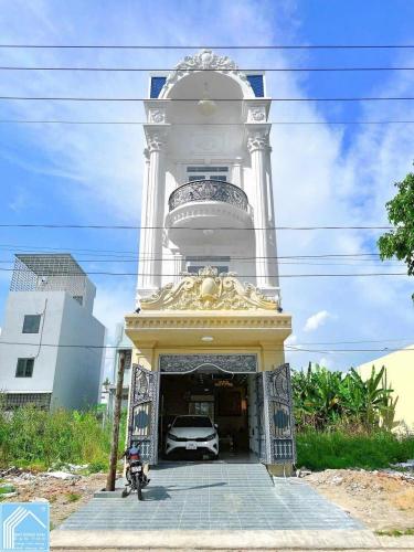  Nhà 1 trệt 2 lầu mới đẹp tại trục chính số 71 D1 KDC Hồng Loan - Cần Thơ