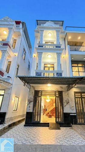 Nhà 1 trệt 2 lầu sân thượng đường B12 kdc Hưng Phú, đối diện trường học, gần Siêu thị Go