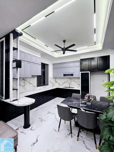Nhà 1 Trệt 2 Lầu Sân thượng Góc 2 Mặt tiền hẻm 86 đường Lê Bình, Q.Ninh Kiều, Cần Thơ
