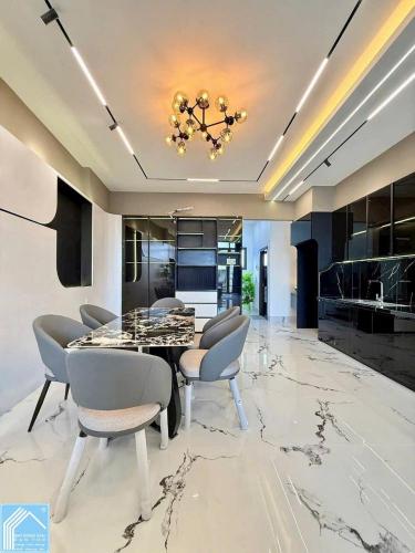Nhà 1 Trệt 2 Lầu Sân Thượng hẻm 147 Nguyễn Văn Cừ - Ngay Chợ An Hoà