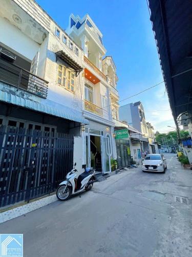 NHÀ 1 TRỆT 2 LẦU TÂN CỔ ĐIỂN , TRỤC CHÍNH HẺM 11 NGUYỄN VĂN LINH - TÂN AN - NINH KIỀU CẦN THƠ. 