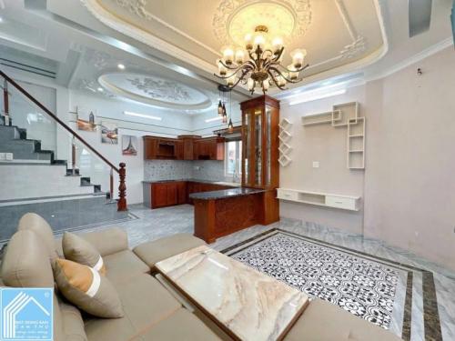  Nhà 1 Trệt 3 Lầu Sân thượng Góc 2 Mặt tiền hẻm 567 Hồng Bún Xáng & hẻm 876 Trần Nam Phú