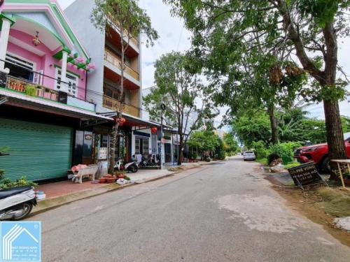 Nhà 1T1L - MẶT TIỀN - gần căn NHÀ DÁT VÀNG (Gần Đại Học Y Dược, chợ An Khánh)