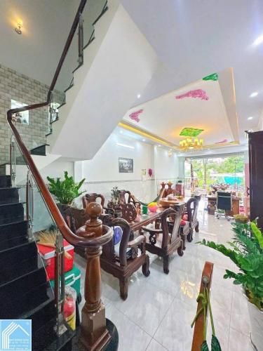 Nhà 1T1L - MẶT TIỀN - gần căn NHÀ DÁT VÀNG (Gần Đại Học Y Dược, chợ An Khánh)