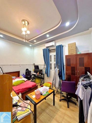 Nhà 1T1L - MẶT TIỀN - gần căn NHÀ DÁT VÀNG (Gần Đại Học Y Dược, chợ An Khánh)