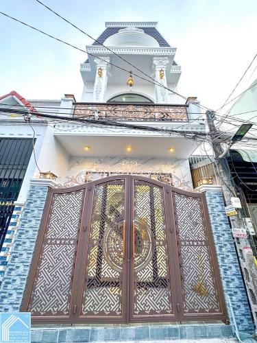 Nhà 1T1L đúc, xây mới (có 1phòng ngủ tầng trệt). Cách KDC Đại Ngân chỉ 40m