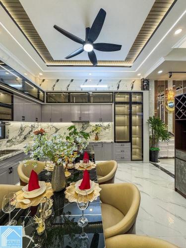 Nhà 1T3L đúc mới, Mặt Tiền (B25 - KDC 91B), mới đẹp, ở sang trọng, hoặc VPCTy,....