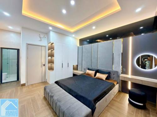 NHÀ 2 LẦU - MỚI HOÀN THIỆN - TẶNG FULL NỘI THẤT CAO CẤP. Mặt Tiền, sổ hoàn công đầy đủ