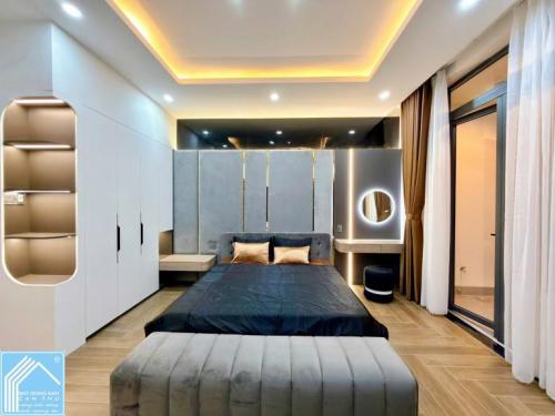 NHÀ 2 LẦU - MỚI HOÀN THIỆN - TẶNG FULL NỘI THẤT CAO CẤP. Mặt Tiền, sổ hoàn công đầy đủ