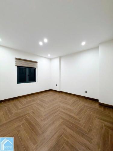 NHÀ 2 LẦU HIỆN ĐẠI MỚI HOÀN THIỆN TẶNG FULL NỘI THẤT CAO CẤP - SỐ 145 ĐƯỜNG D7 KDC HỒNG LOAN