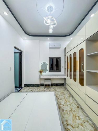 Nhà 2Lầu đúc, Góc 2MẶT TIỀN - BỜ KÈ RẠCH CÁI SƠN (Gần sát chợ An Bình, view cực kì đẹp)