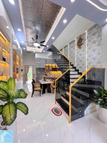 ​NHÀ 3 TẦNG ĐƯỜNG CHU VĂN AN - KDC THỚI NHỰT 2 - TRUNG TÂM TP CẦN THƠ