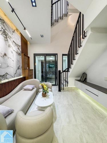 NHÀ 3 TẦNG HẺM VÕ TRƯỜNG TOÀN - Ô TÔ ĐẬU TRONG NHÀ