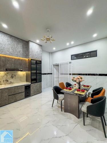 NHÀ 3 TẦNG HIỆN ĐẠI - VỊ TRÍ RẤT ĐẸP KDC 91B - CÁCH NGUYỄN HIỀN 50M -