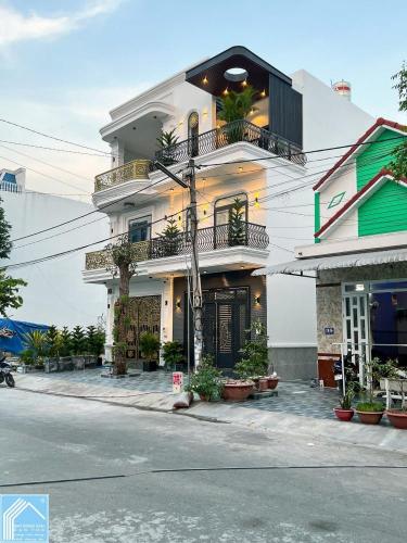 NHÀ 3 TẦNG KDC HỒNG LOAN ĐƯỜNG D33 - HÀNG HIẾM CÓ MƯƠNG HỞ 