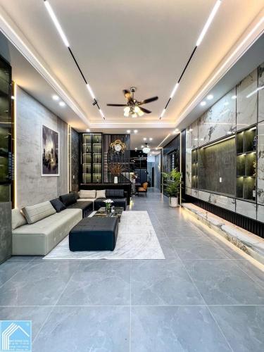 NHÀ 3 TẦNG KDC HỒNG LOAN ĐƯỜNG D33 - HÀNG HIẾM CÓ MƯƠNG HỞ 