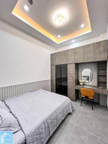 NHÀ 3 TẦNG KDC HỒNG LOAN ĐƯỜNG D33 - HÀNG HIẾM CÓ MƯƠNG HỞ 