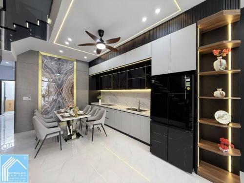 NHÀ 3TẦNG MỚI TẶNG FULL NỘI THẤT CAO CẤP - SỐ 122 ĐƯỜNG D14 KDC HỒNG LOAN. 