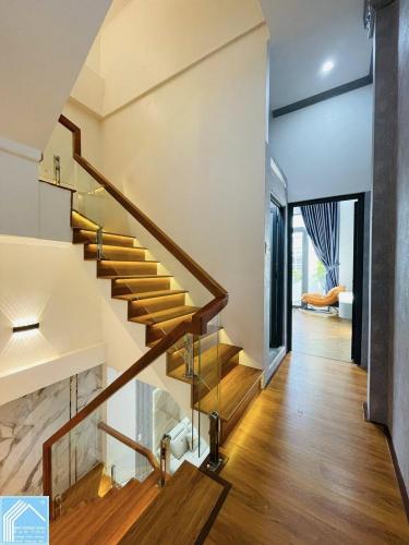 Nhà 4 tầng tại đại học y dược Cần Thơ
