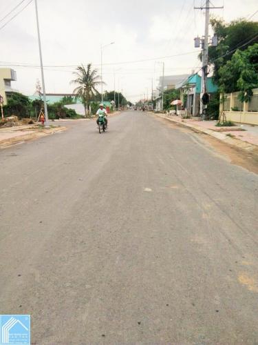 Nhà 136m2 mặt tiền thổ cư Đường Nguyễn Thông Nhà 136m2 mặt tiền thổ cư Đường Nguyễn Thông