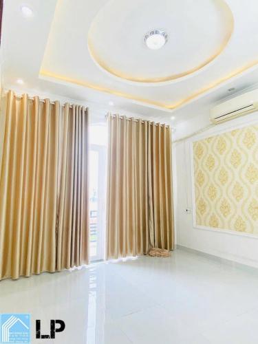 Nhà Bán hoặc cho Thuê - Nhà 1 Trệt 2 Lầu Góc 2 Mặt tiền hẻm 11 Nguyễn Văn Linh 