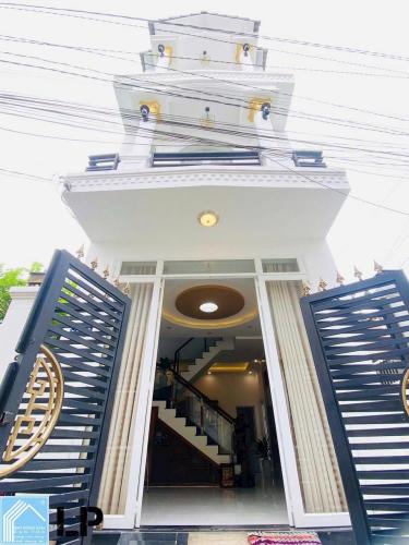 Nhà Bán hoặc cho Thuê - Nhà 1 Trệt 2 Lầu Góc 2 Mặt tiền hẻm 11 Nguyễn Văn Linh Nhà Bán hoặc cho Thuê - Nhà 1 Trệt 2 Lầu Góc 2 Mặt tiền hẻm 11 Nguyễn Văn Linh