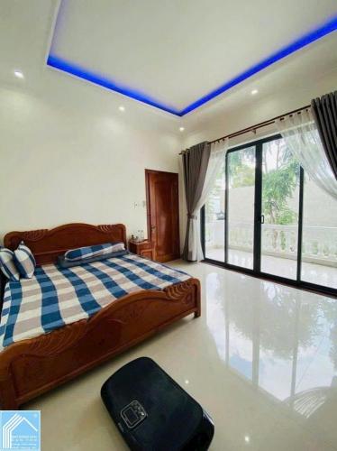 Nhà biệt thự góc Trần Văn Sắc vs Đs5 KDC Diệu Hiền,TP. Cần Thơ - Diện tích: 9,9m x 23m = 215m2