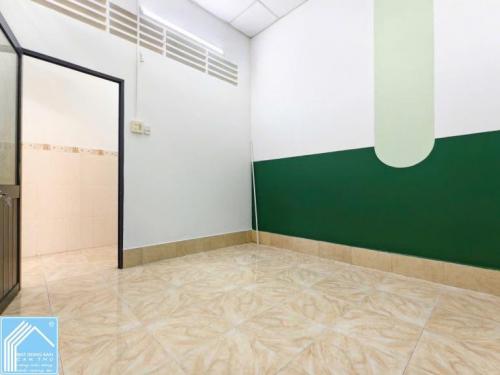 Nhà cấp 4 hẻm nhánh KDC 30 đường Nguyễn Văn Linh - Sau TTĐT lái xe - Gần Siêu thị Mega