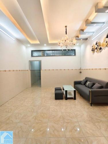 Nhà cấp 4 hẻm nhánh KDC 30 đường Nguyễn Văn Linh - Sau TTĐT lái xe - Gần Siêu thị Mega