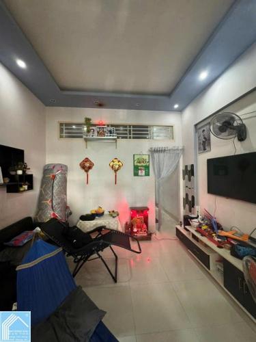 NHÀ CẤP 4 – KDC 713, GẦN NGUYỄN VĂN LINH – GIÁ TỐT   Vị trí: KDC 713, gần trục Nguyễn Văn Linh