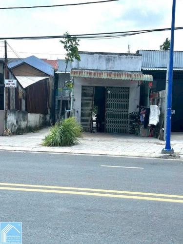 Nhà  cấp bốn mặt tiền Hoàng Quốc  Việt phường An Bình TPCT