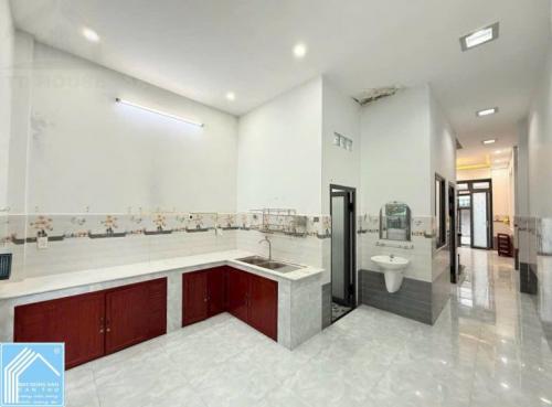 Nhà cho Thuê hoặc Bán - Nhà Trệt Lầu số 97/2B đường Phạm Ngũ Lão, P.Cái Khế, Cần Thơ