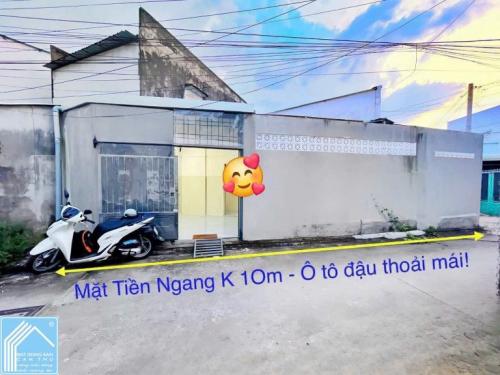 Nhà đẹp hoàn công - có chỗ đậu và quay đầu ô tô dễ dàng - chưa tới 1,5 tỷ